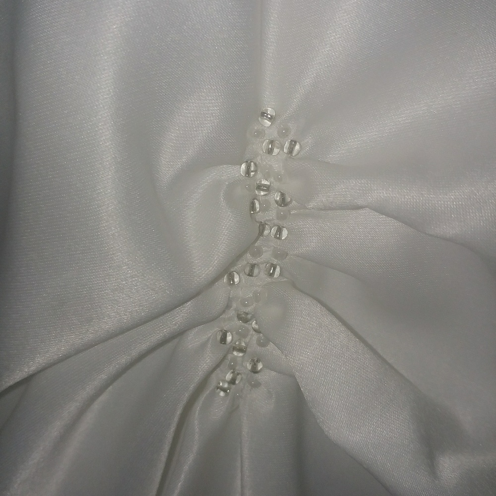 Dress - Picture 4 of 7